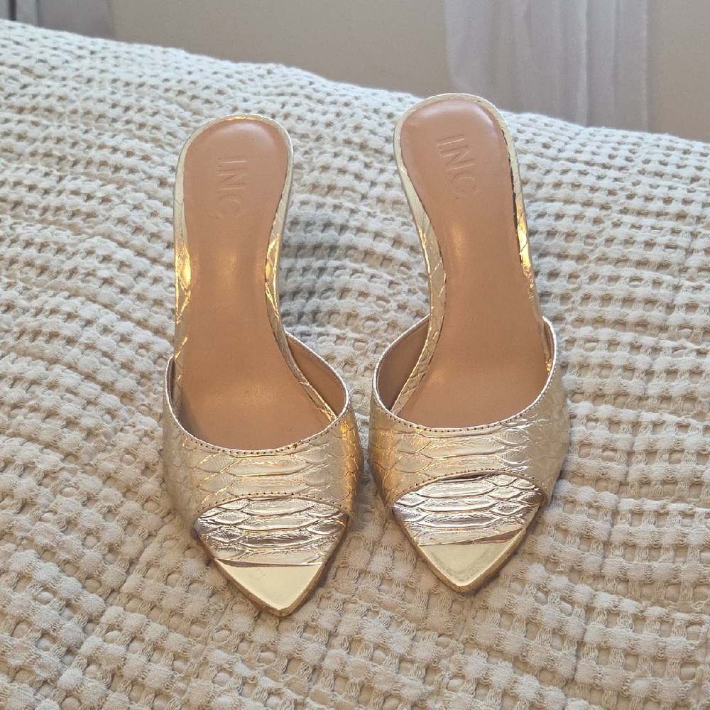 INC International Concepts Women's Metallic Gold Mules